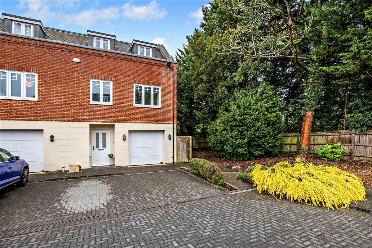 5 bedroom House, The Dolmans, Shaw, RG14 - Sold, Image 23