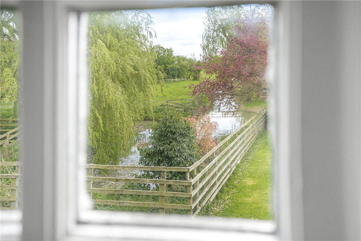 41  Country Estate, Mill Lane, Twyford, MK18 - Available, Image 34