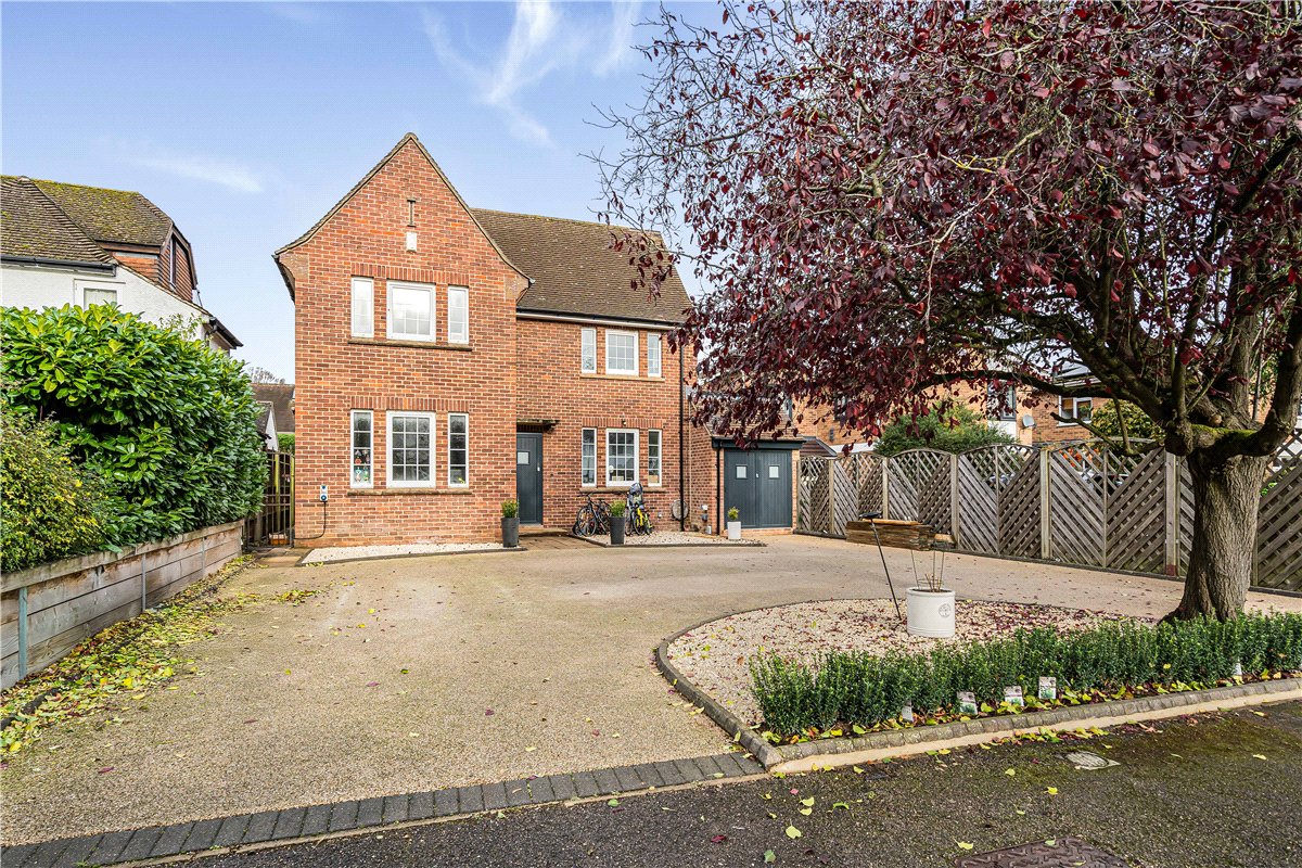 4 bedroom House, Blandford Avenue, Oxford, OX2 - Available