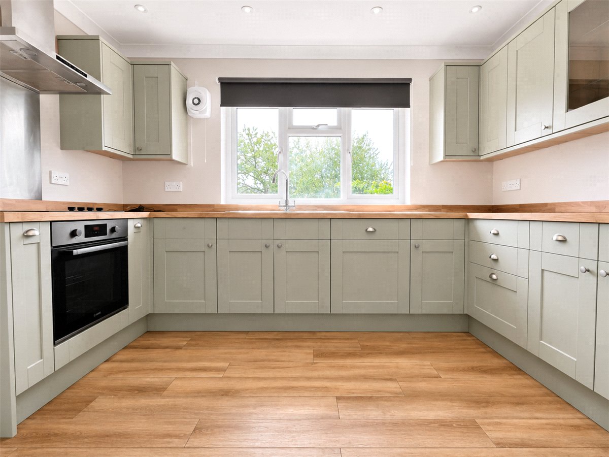 3 bedroom House, Up Somborne, Stockbridge, SO20 - Available, Image 1