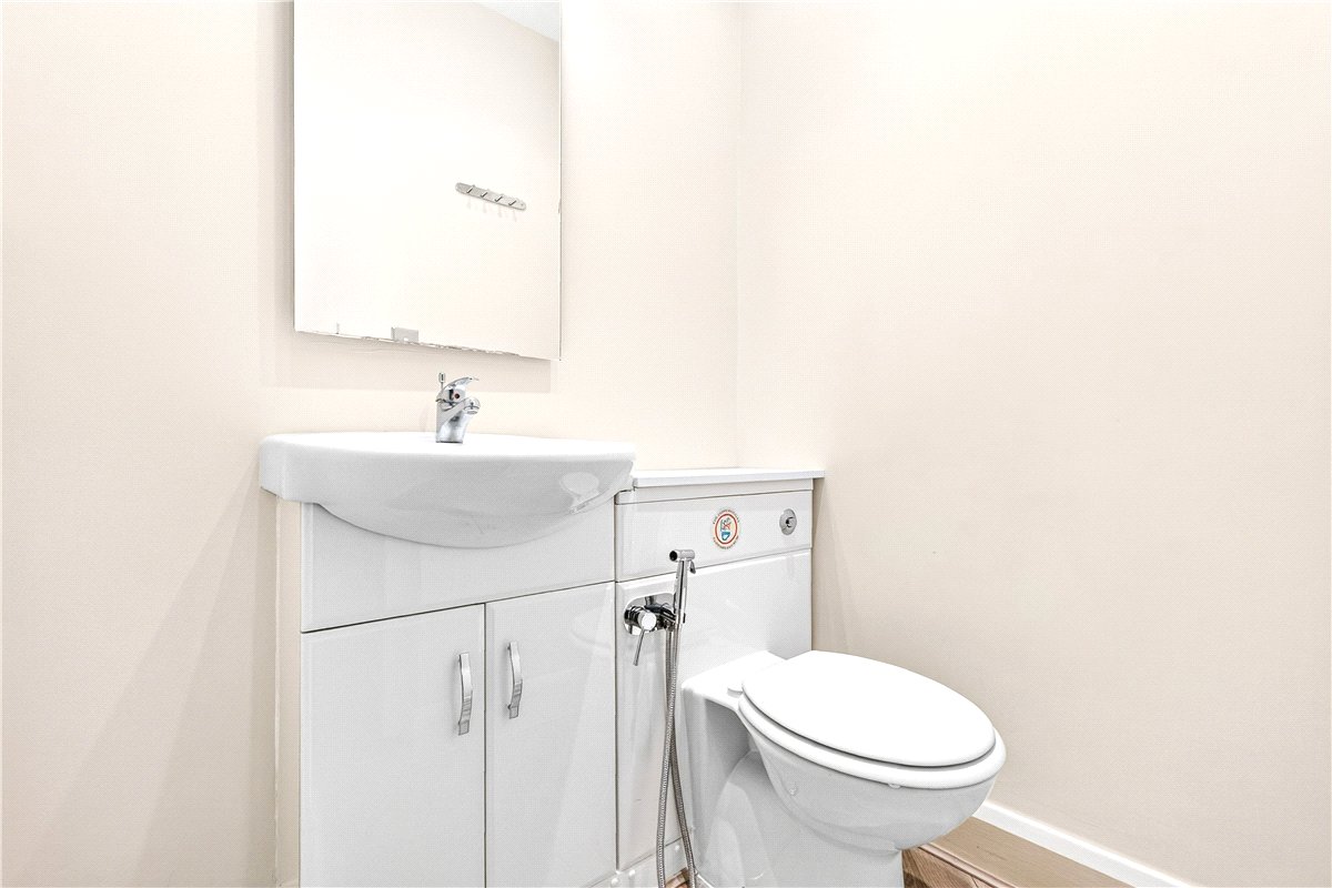 2 bedroom Flat, Basil Street, Knightsbridge, SW3 - Available, Image 6