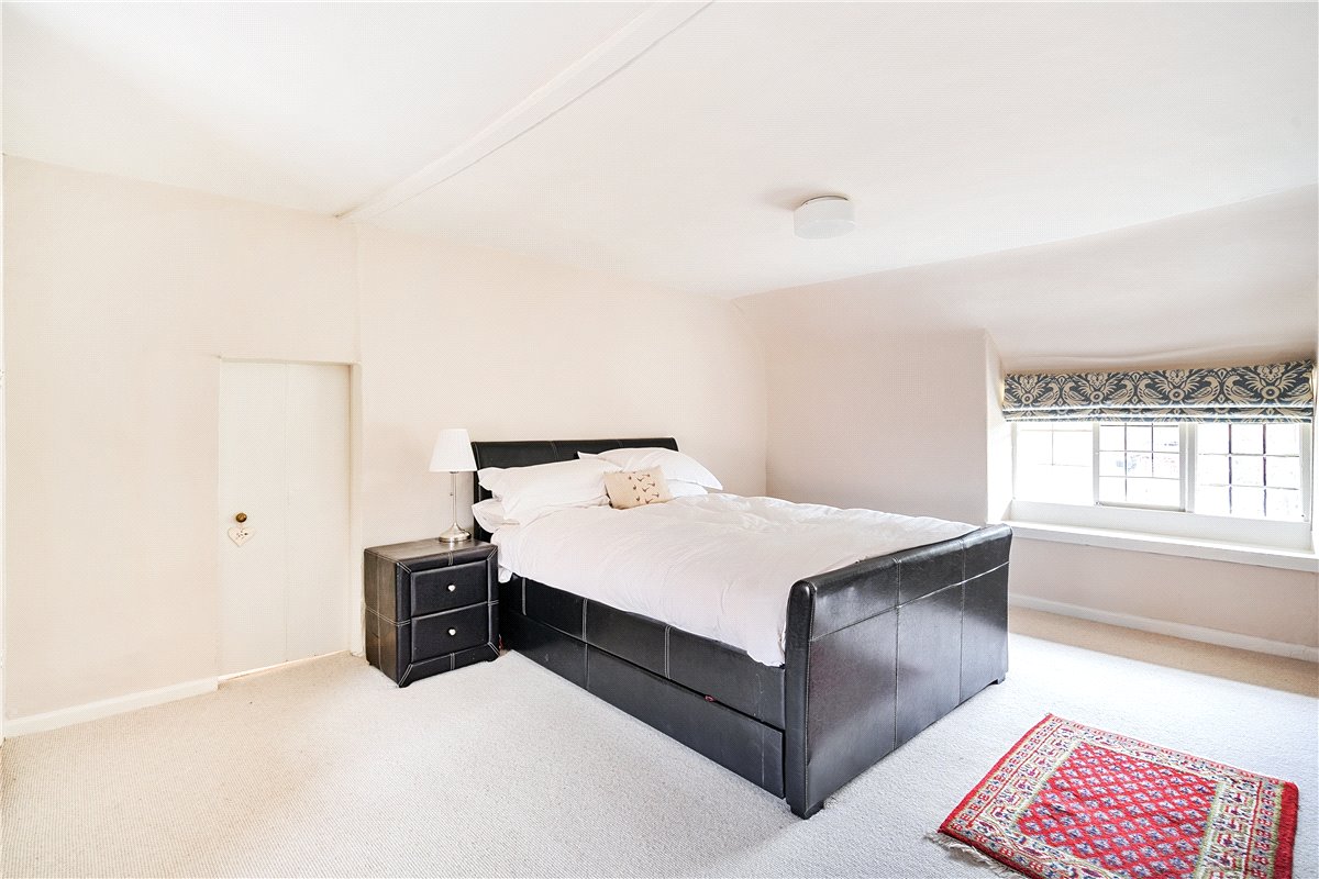 2 bedroom House, Castle Street, Aldbourne, SN8 - Sold, Image 11