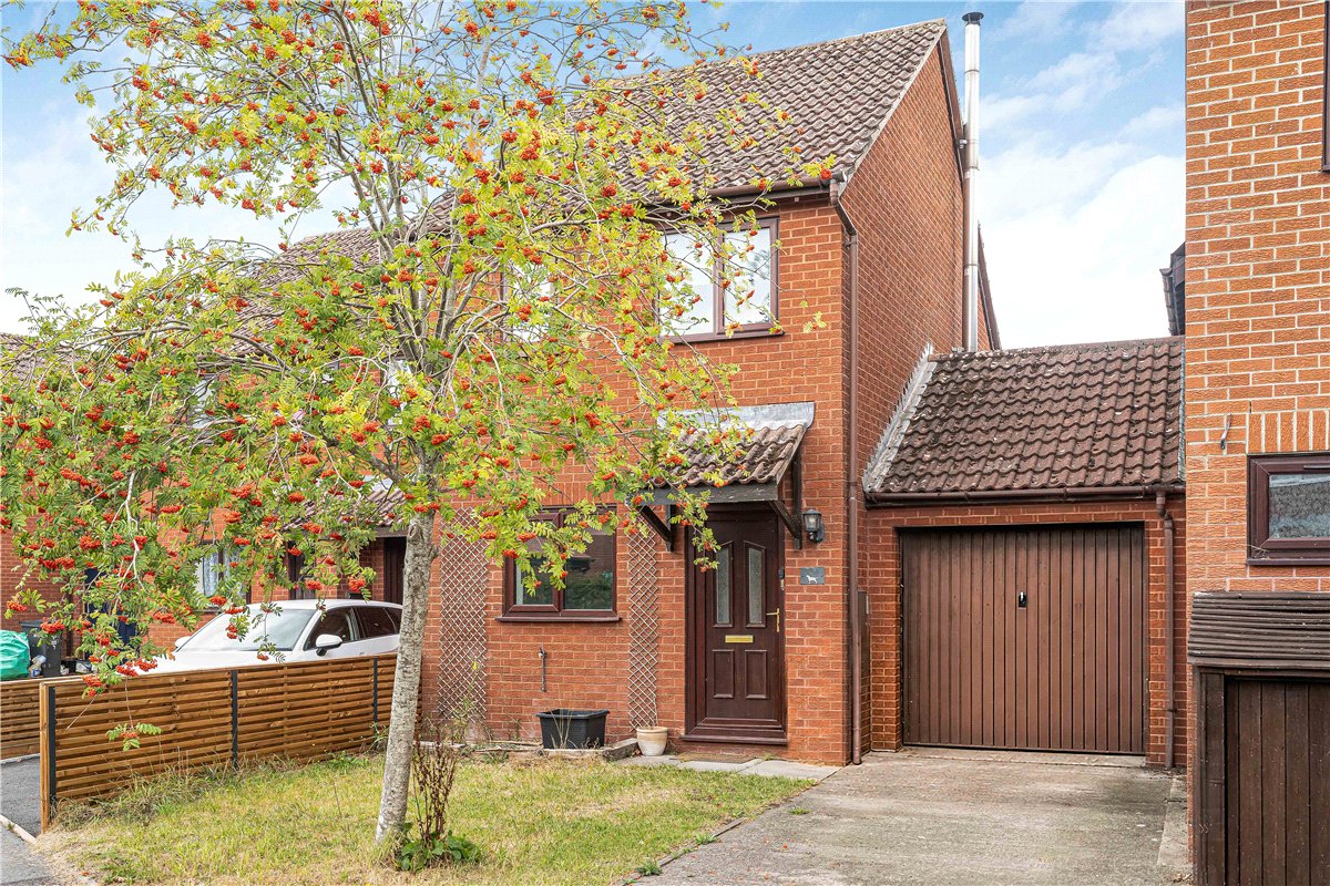 2 bedroom House, Chandlers Close, All Cannings, SN10 - Available