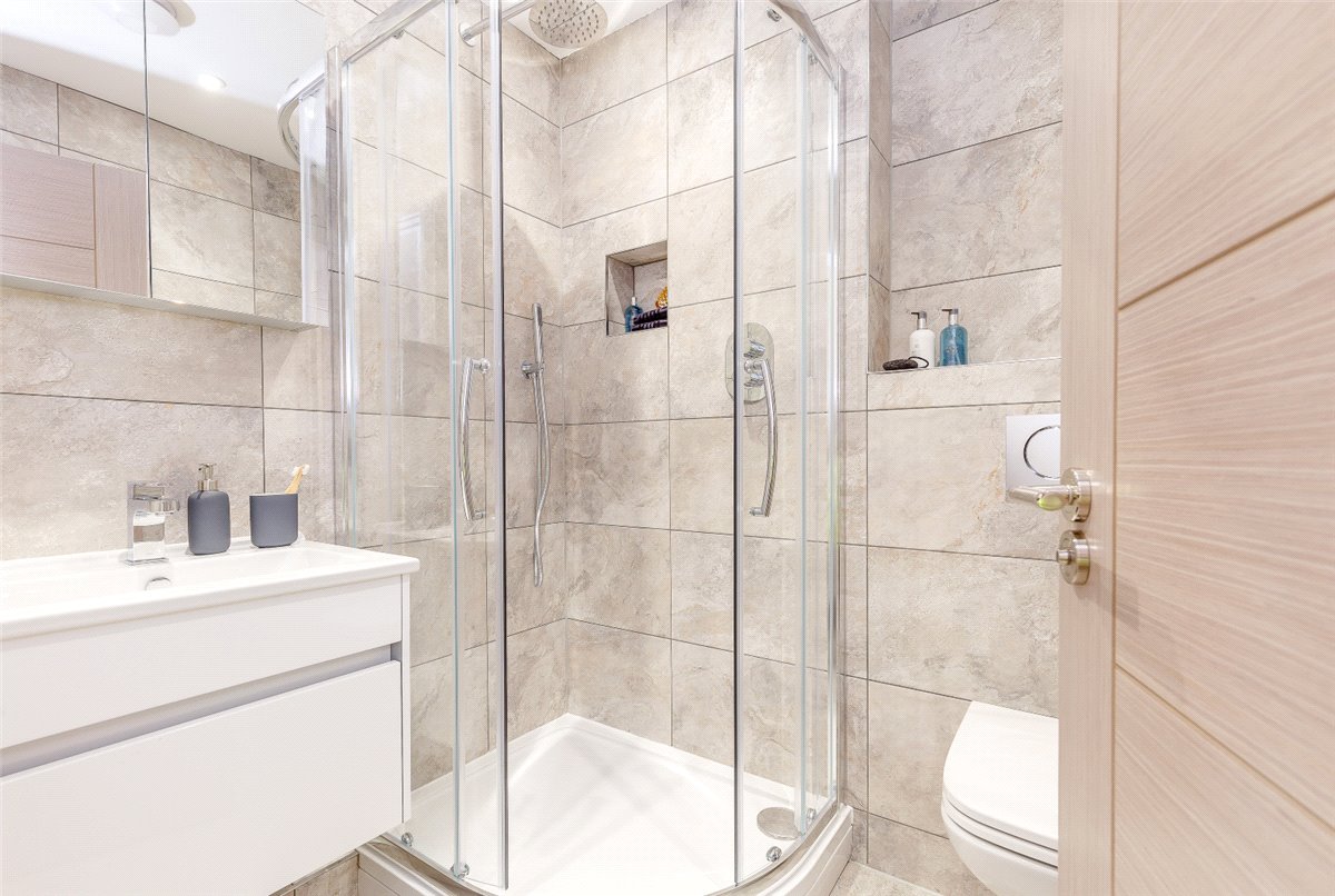 2 bedroom Flat, Steel Close, Newbury, RG14 - Available, Image 9