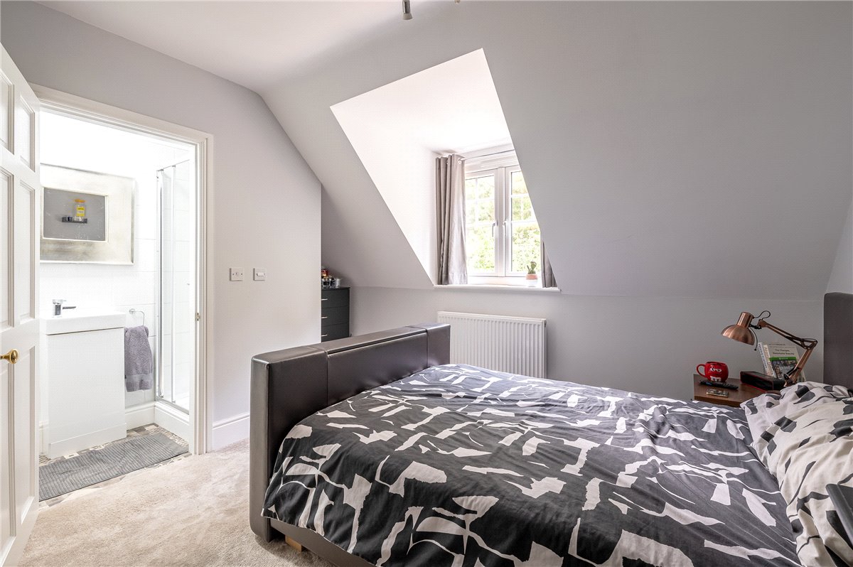 6 bedroom House, Selby Road, Riccall, YO19 - Available, Image 14