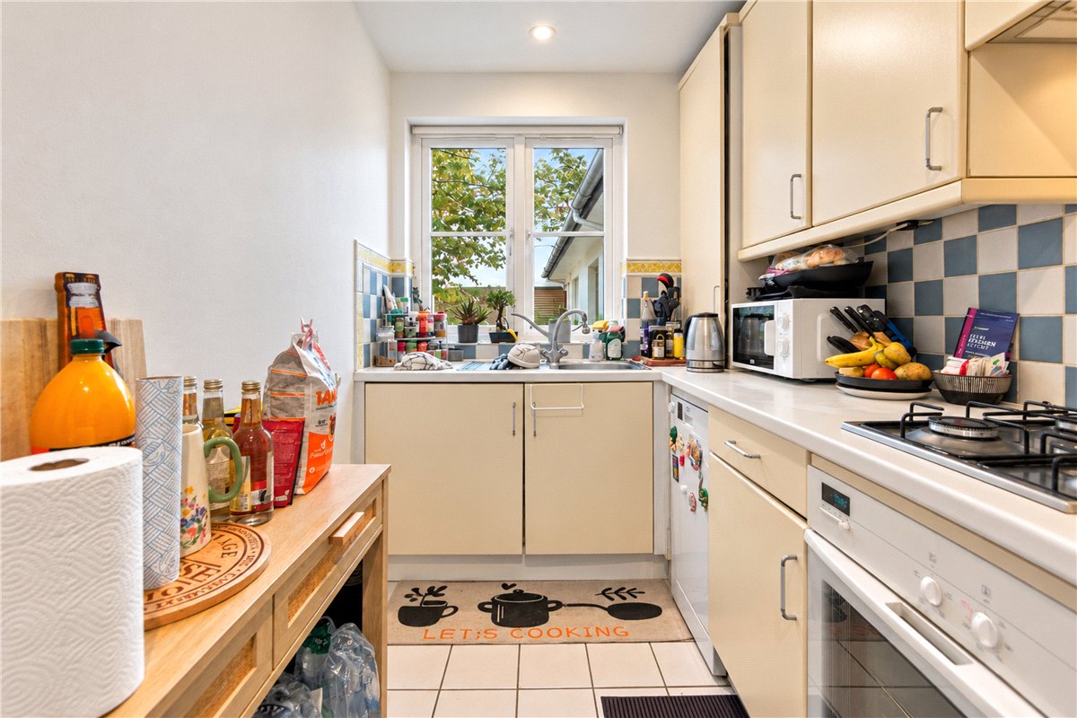1 bedroom Flat, Brompton Park Crescent, London, SW6 - Available, Image 1