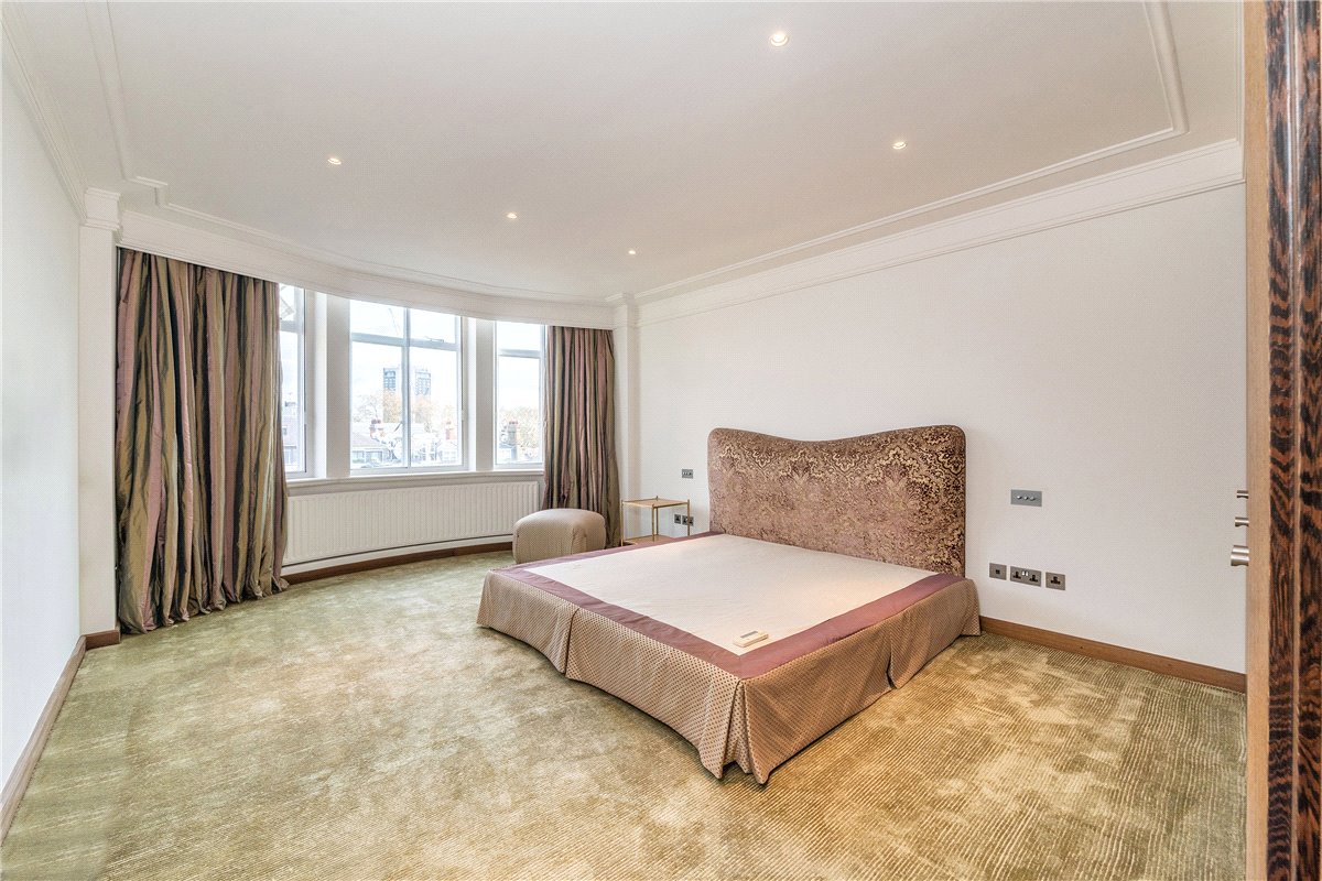 3 bedroom Flat, Grosvenor Square, Mayfair, W1K - Available, Image 10