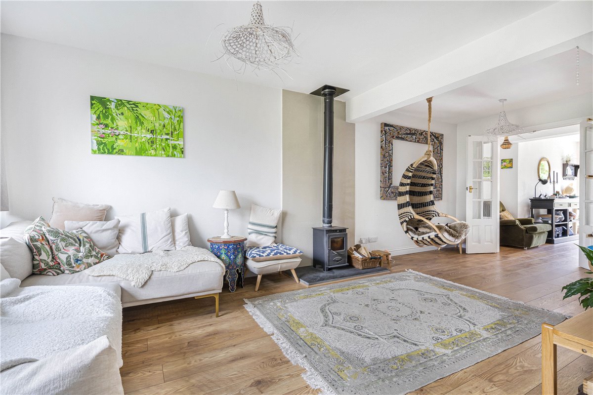 4 bedroom House, Keens Close, Enstone, OX7 - Sold STC, Image 8