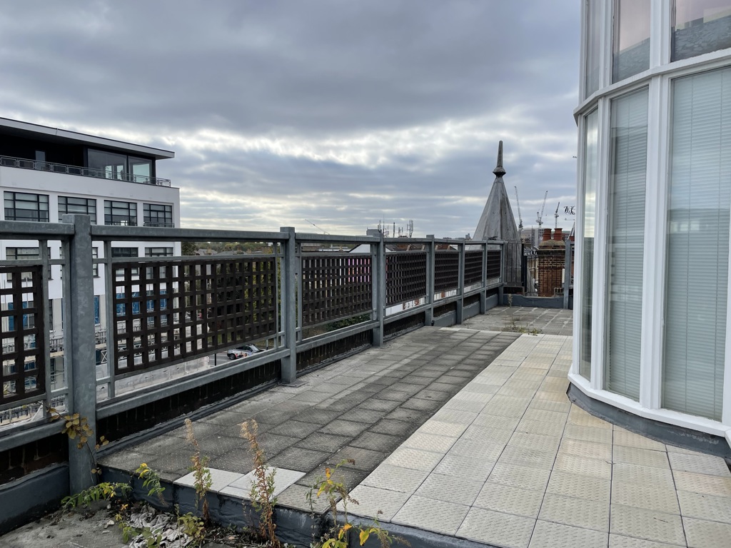 9481 Sq Ft, 168 Lavender Hill, London, SW11 - Available