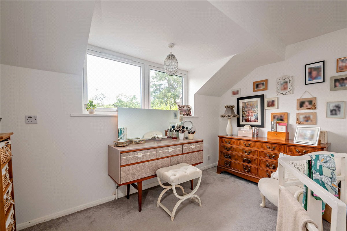 5 bedroom House, Kendrick Road, Newbury, RG14 - Available, Image 17