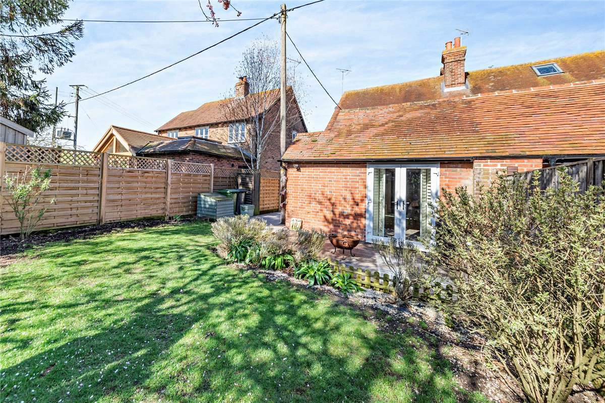 3 bedroom House, Churchway, West Ilsley, RG20 - Available, Image 10