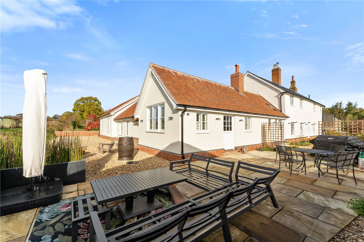 4 bedroom House, Upend, Newmarket, CB8 - Available, Image 2