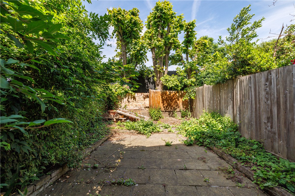 4 bedroom House, Cicada Road, London, SW18 - Sold STC, Image 2