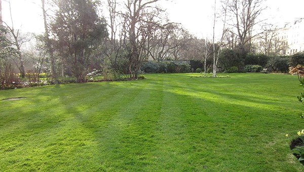 3 bedroom Flat, Ennismore Gardens, London, SW7 - Available, Image 2