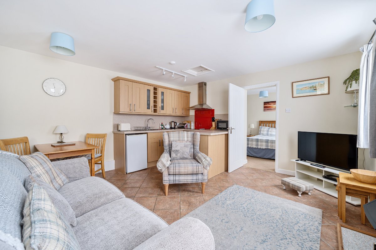 5 bedroom House, Lender Lane, Mullion, TR12 - Available, Image 24
