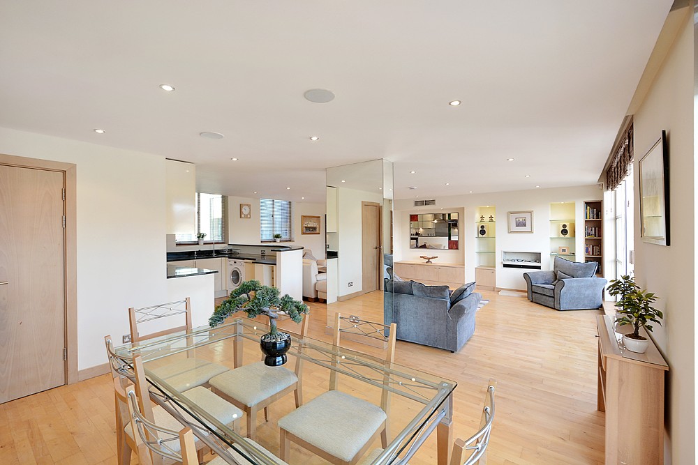 2 bedroom Flat, James Street, Marylebone, W1U - Let Agreed, Image 8