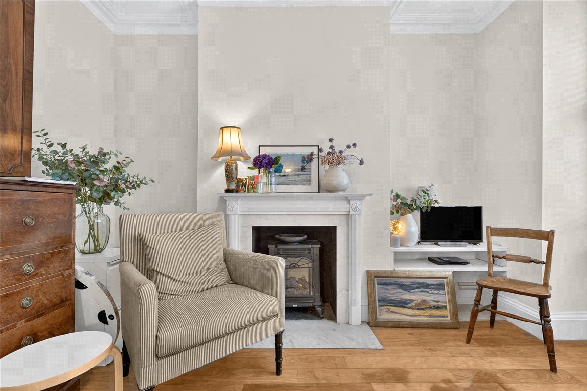 2 bedroom Maisonette, Wardo Avenue, London, SW6 - Available, Image 1