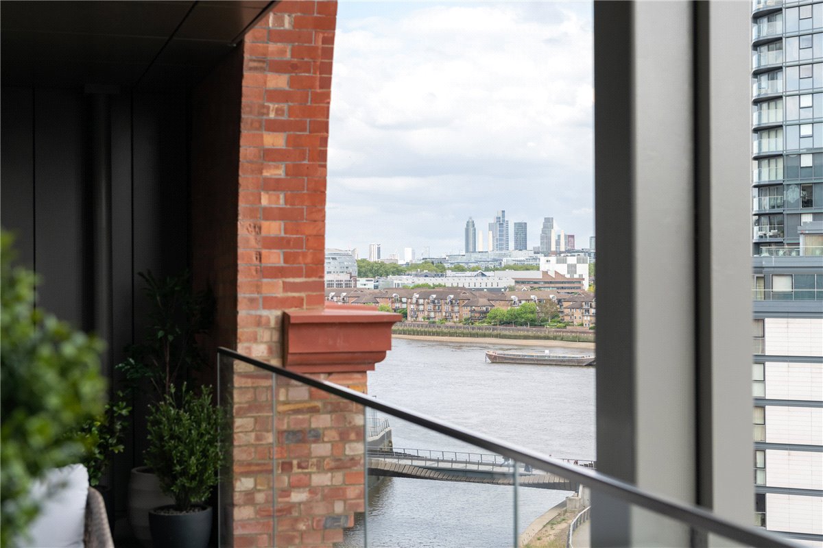 5 bedroom Flat, Waterfront Drive, Chelsea Waterfront, SW10 - Available, Image 2