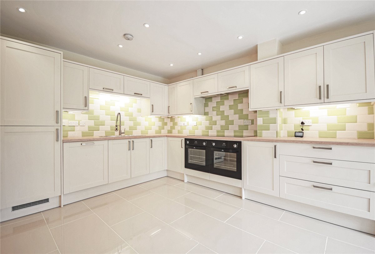 4 bedroom House, Queen Ediths Way, Cambridge, CB1 - , Image 1