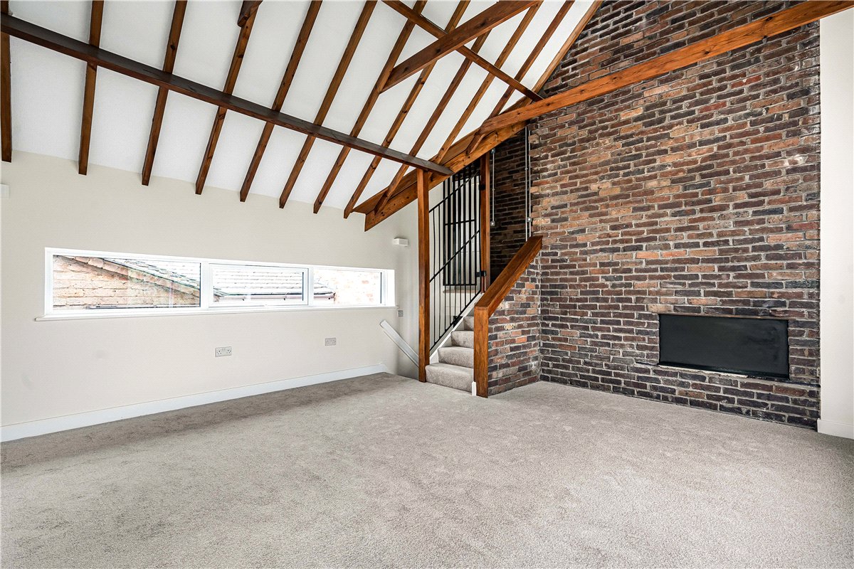 3 bedroom House, Hodgetts Lane, Burton Green, CV8 - Available, Image 1