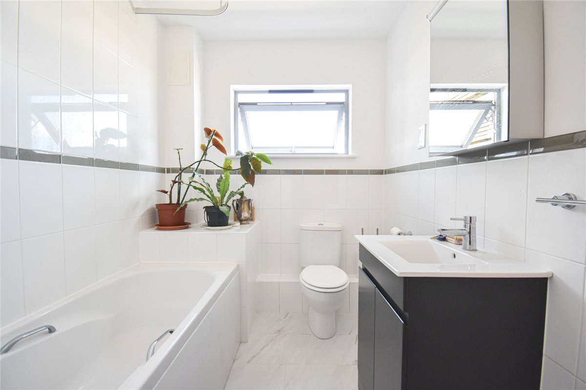 2 bedroom Flat, Bailey House, Rustat Avenue, CB1 - , Image 3