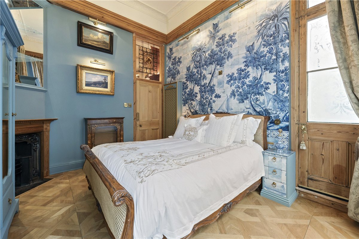 2 bedroom Flat, Pembridge Square, Notting Hill Gate, W2 - Available, Image 4