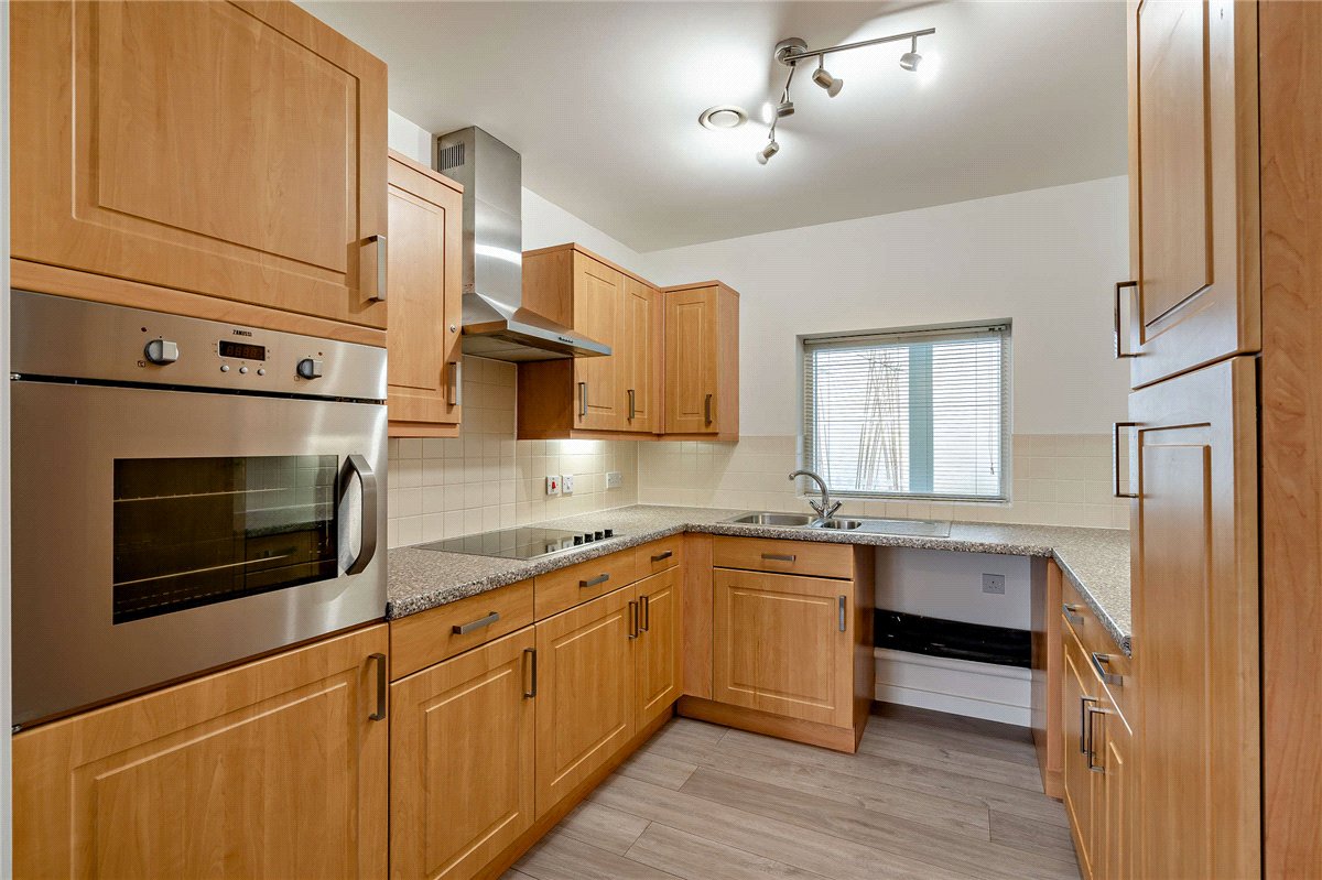 1 bedroom Flat, Bluecoats, Thatcham, RG18 - Available, Image 7