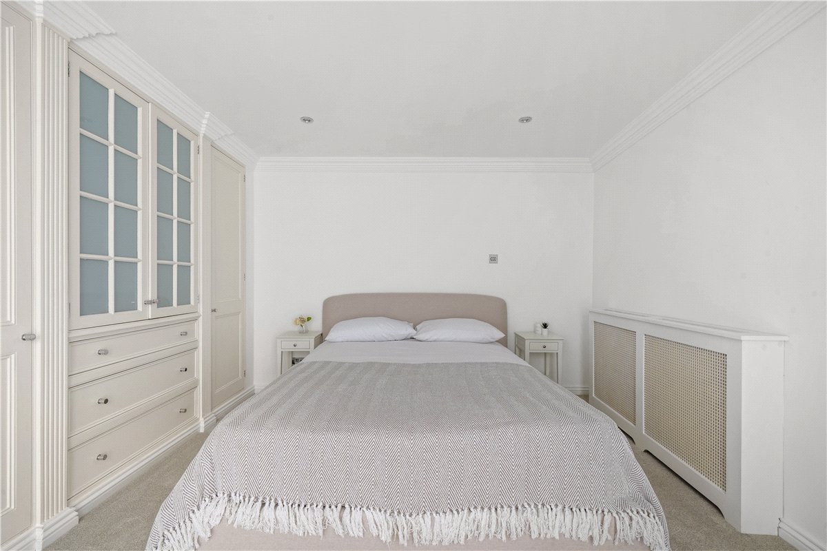 2 bedroom Flat, Manson Place, South Kensington, SW7 - Available, Image 19