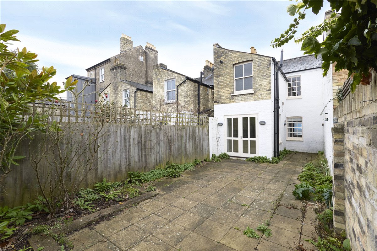 2 bedroom House, Victoria Street, Cambridge, CB1 - Sold, Image 2