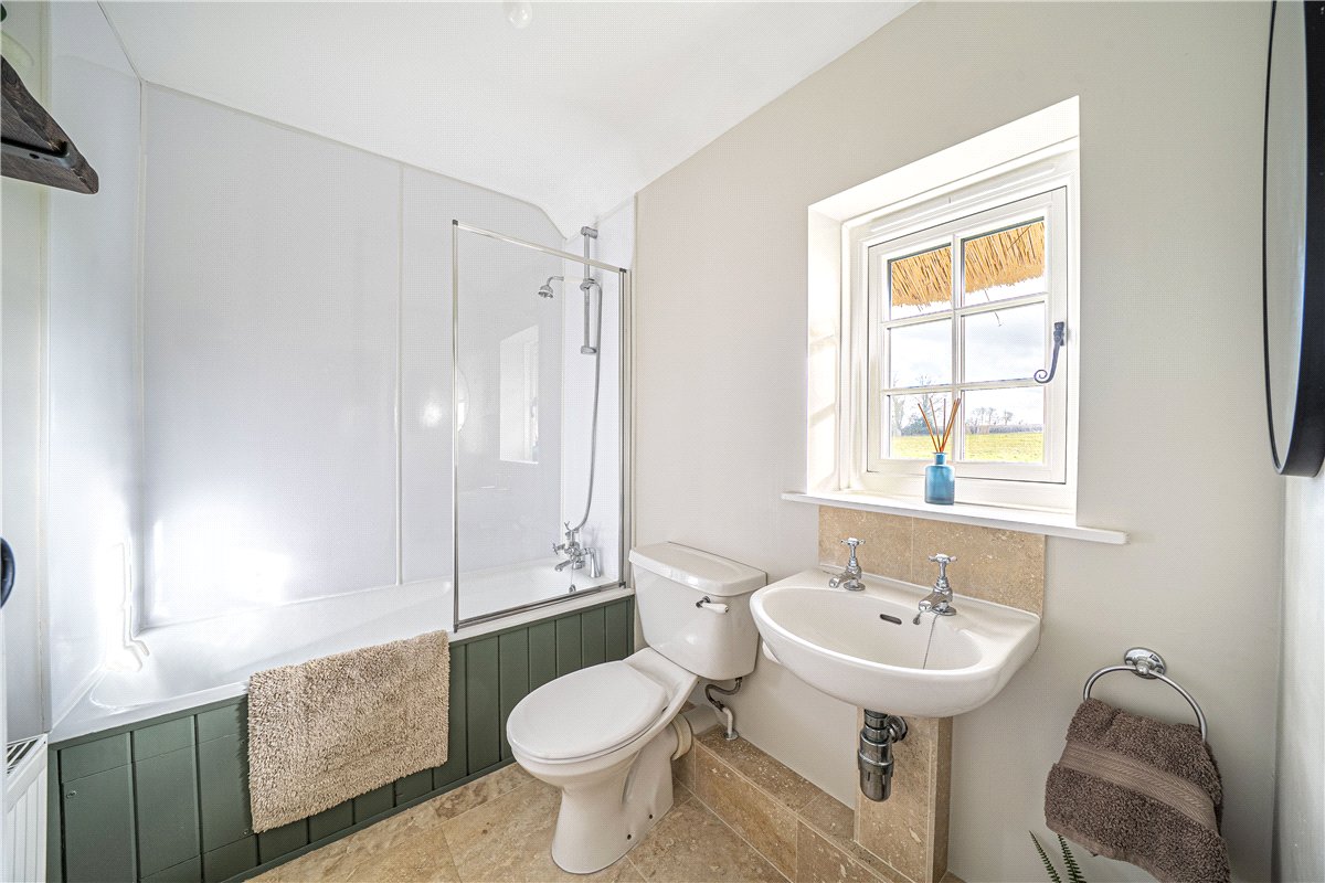 4 bedroom House, Clanville, Andover, SP11 - Available, Image 8