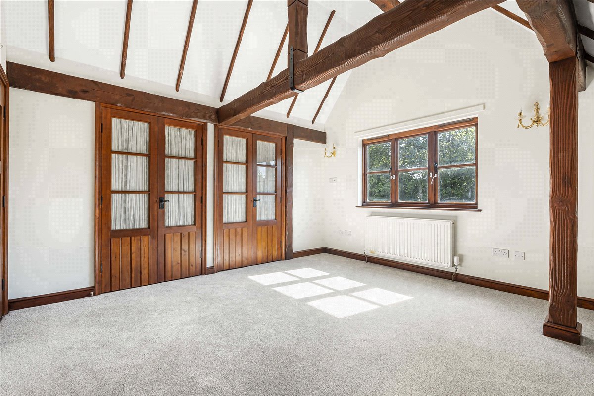 3 bedroom House, London Road, Wendover, HP22 - Available, Image 16