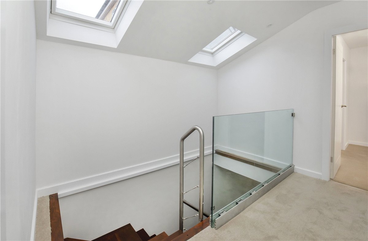 2 bedroom House, Hookstone Drive, Harrogate, HG2 - Available, Image 6