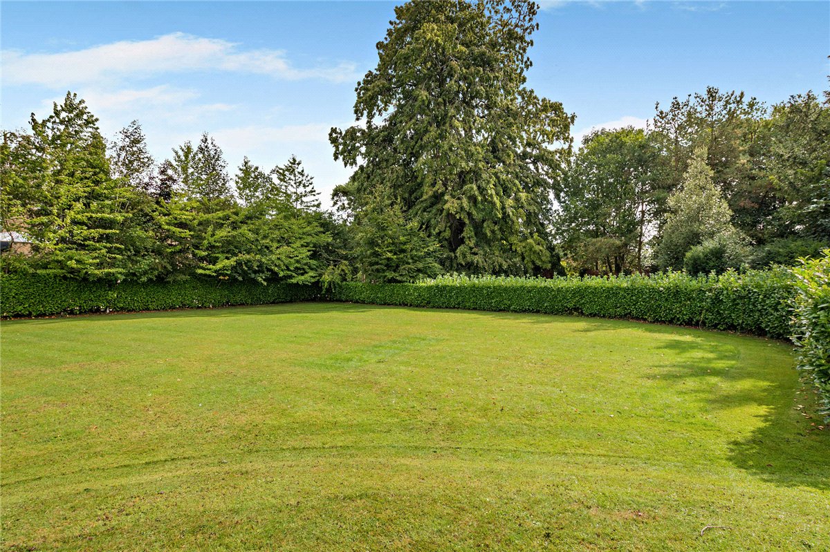 3 bedroom Flat, Sicklinghall Road, Wetherby, LS22 - Available, Image 14