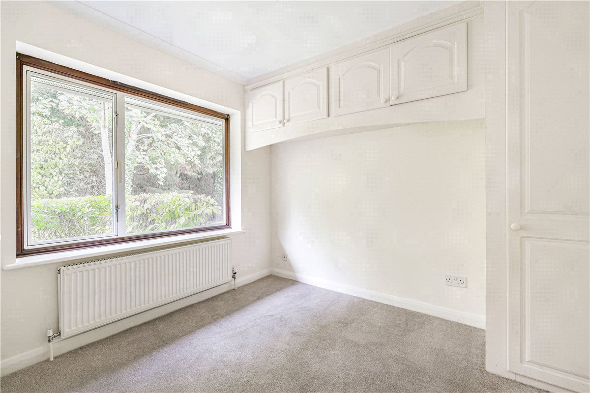 6 bedroom Bungalow, Nash Lee Lane, Wendover, HP22 - Let Agreed, Image 1