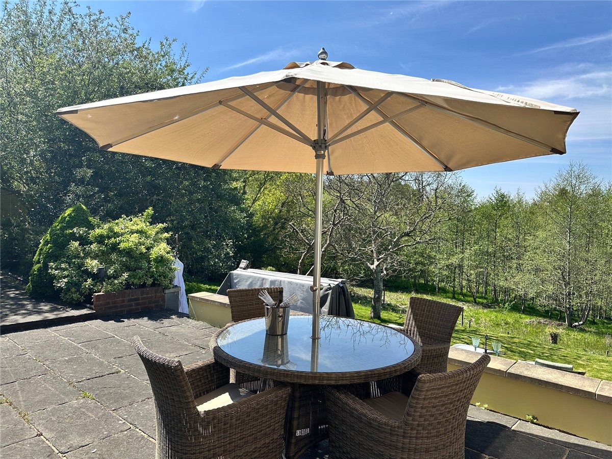 5 bedroom House, Studley Corner, Studley, SN11 - Sold, Image 2