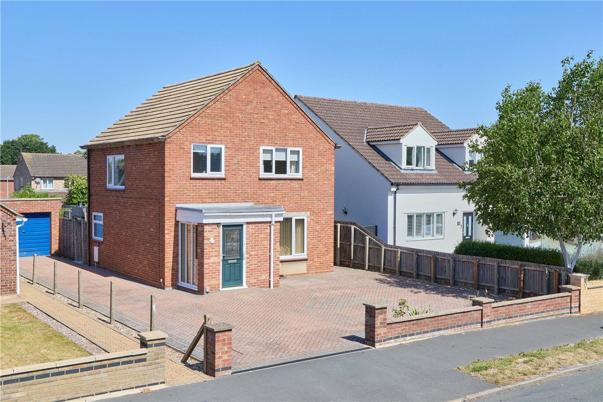 3 bedroom House, Edinburgh Road, Newmarket, CB8 - Sold STC