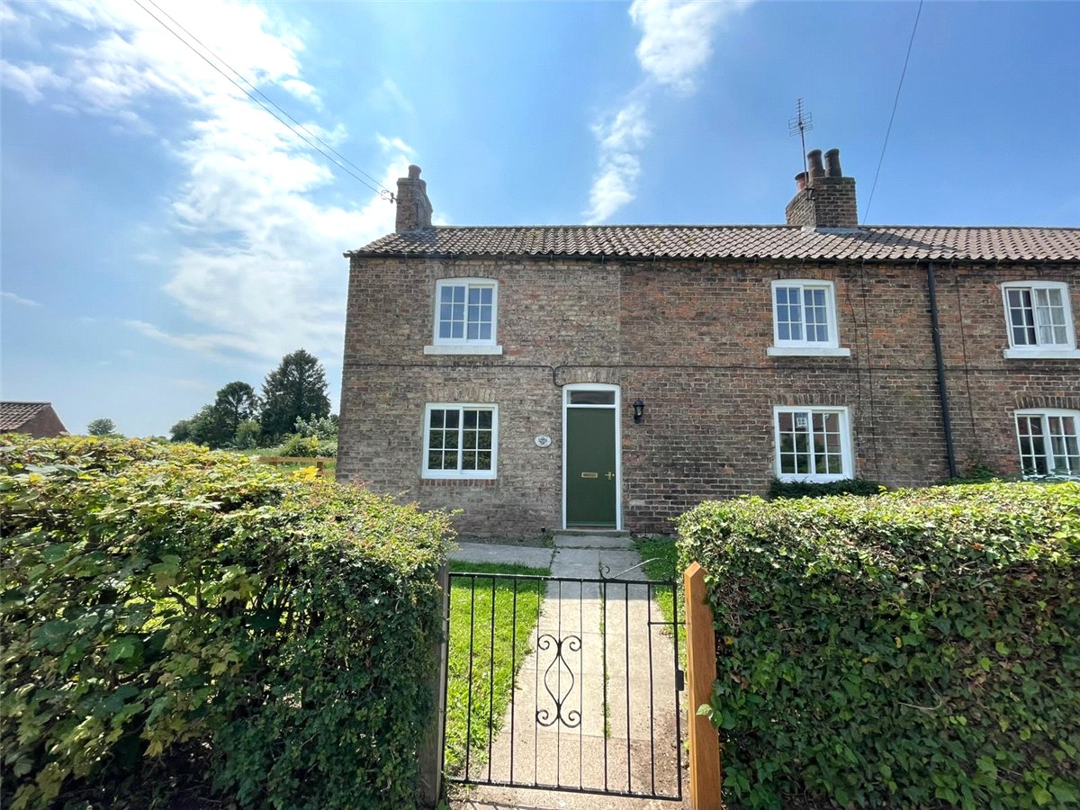 2 bedroom Cottage, Sycamore Cottage, Kirklington, DL8 - Available