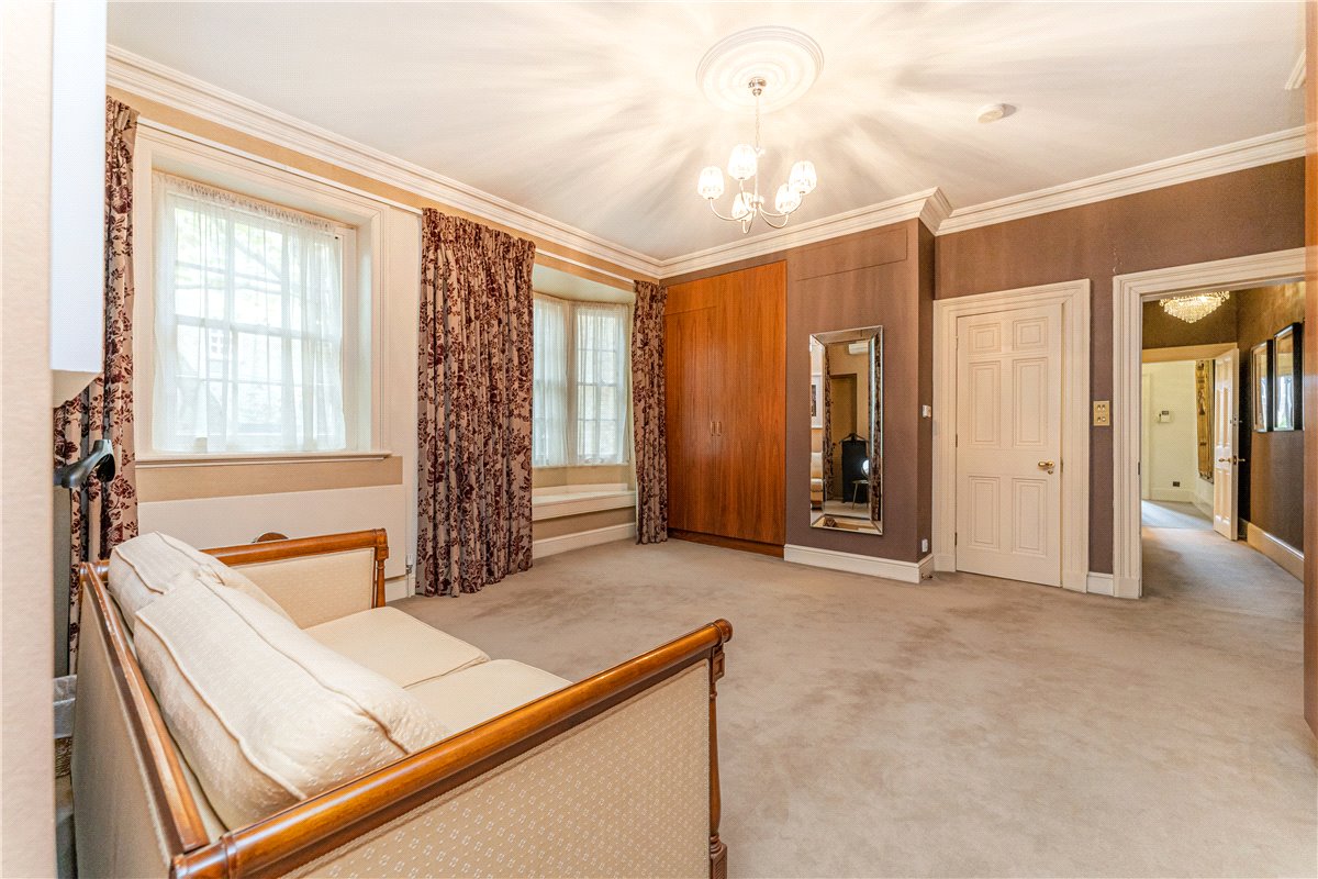 4 bedroom House, North Audley Street, Mayfair, W1K - Available, Image 2