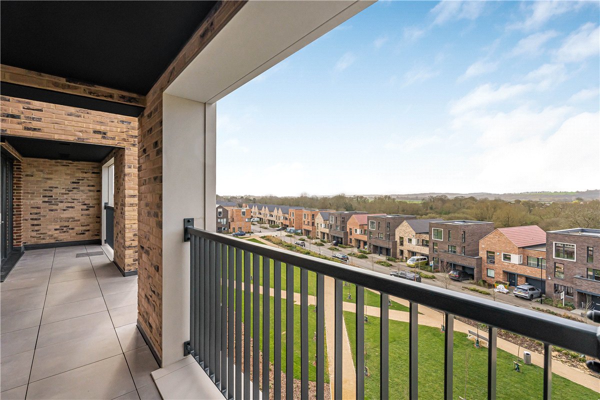 3 bedroom Flat, Munda Way, Oxford, OX2 - Let Agreed, Image 4