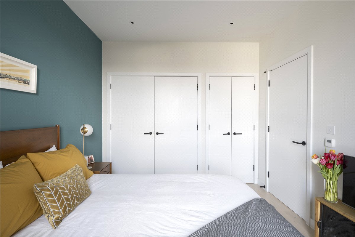 1 bedroom Flat, Tramyard Apartments, Balham, SW17 - Sold, Image 4