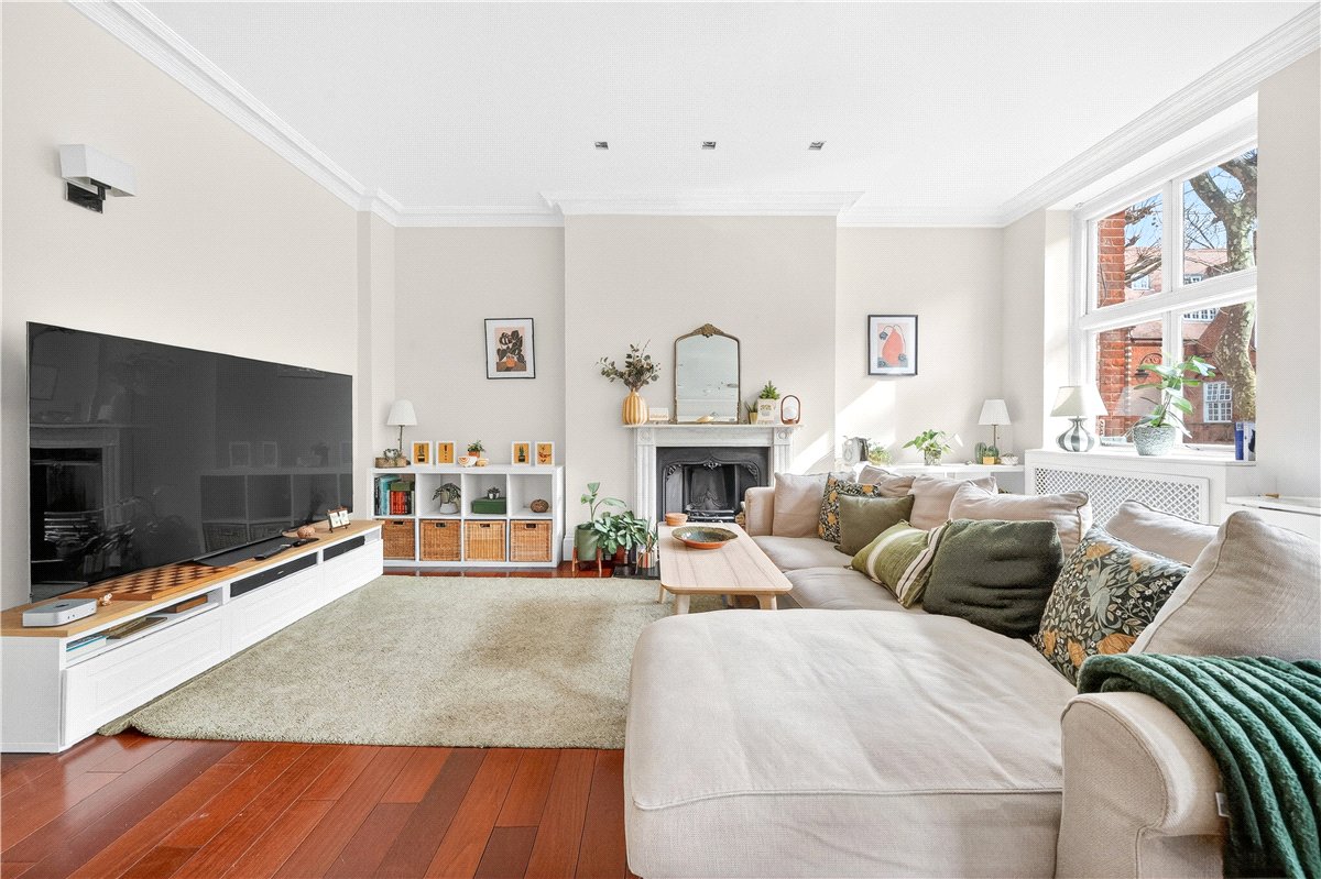 2 bedroom Flat, Harrington Gardens, London, SW7 - Available, Image 14