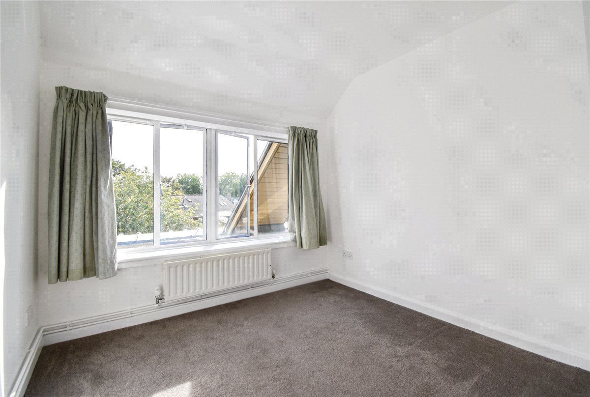 3 bedroom Flat, Victoria Road, Cambridge, CB4 - Available, Image 8