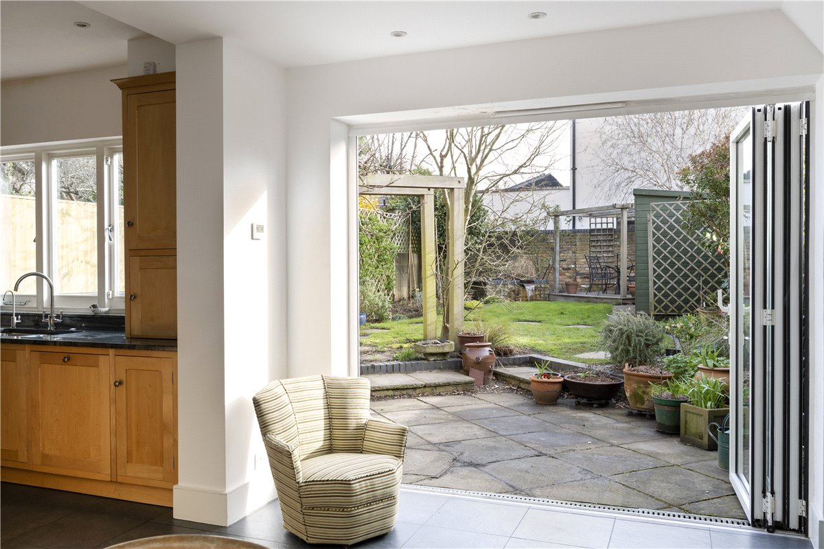 5 bedroom House, Ellerton Road, London, SW18 - Sold, Image 9