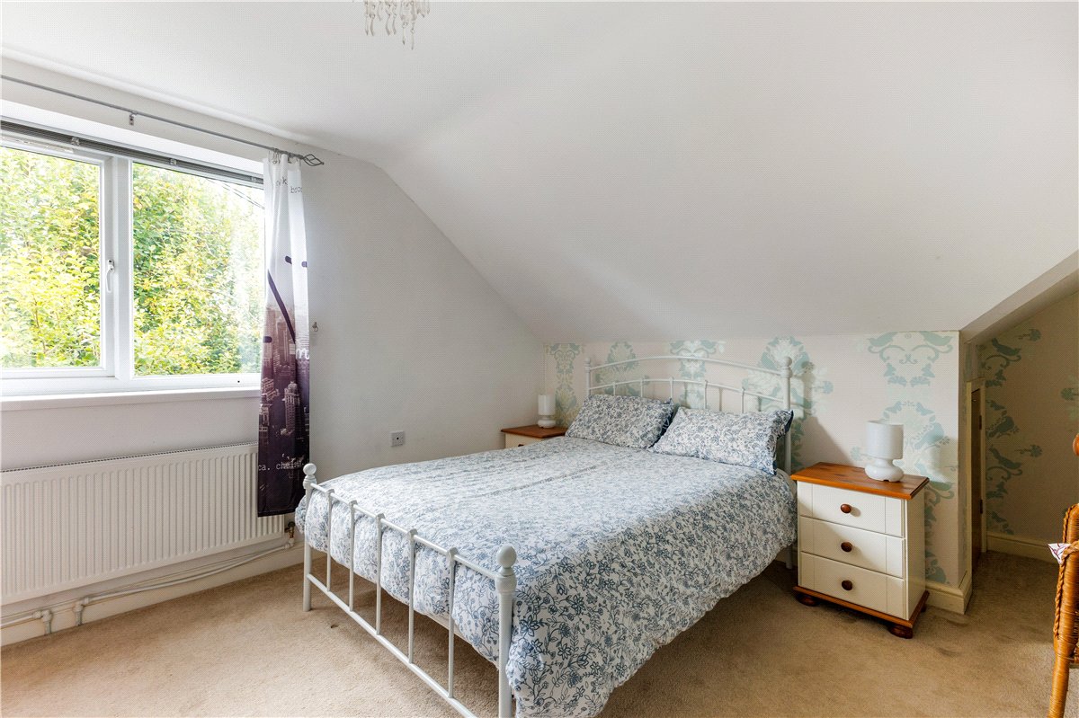 3 bedroom House, Eastsands, Burbage, SN8 - Sold STC, Image 12