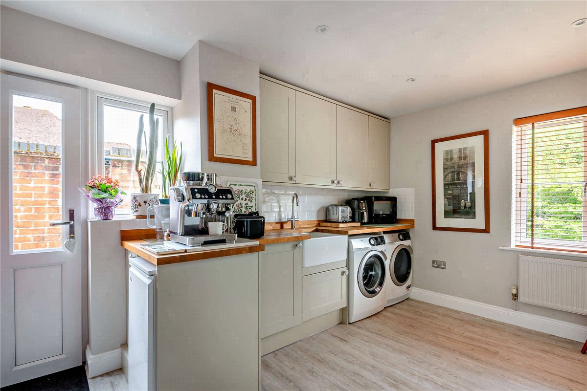 4 bedroom House, Hollycroft, Ashford Hill, RG19 - Available, Image 10