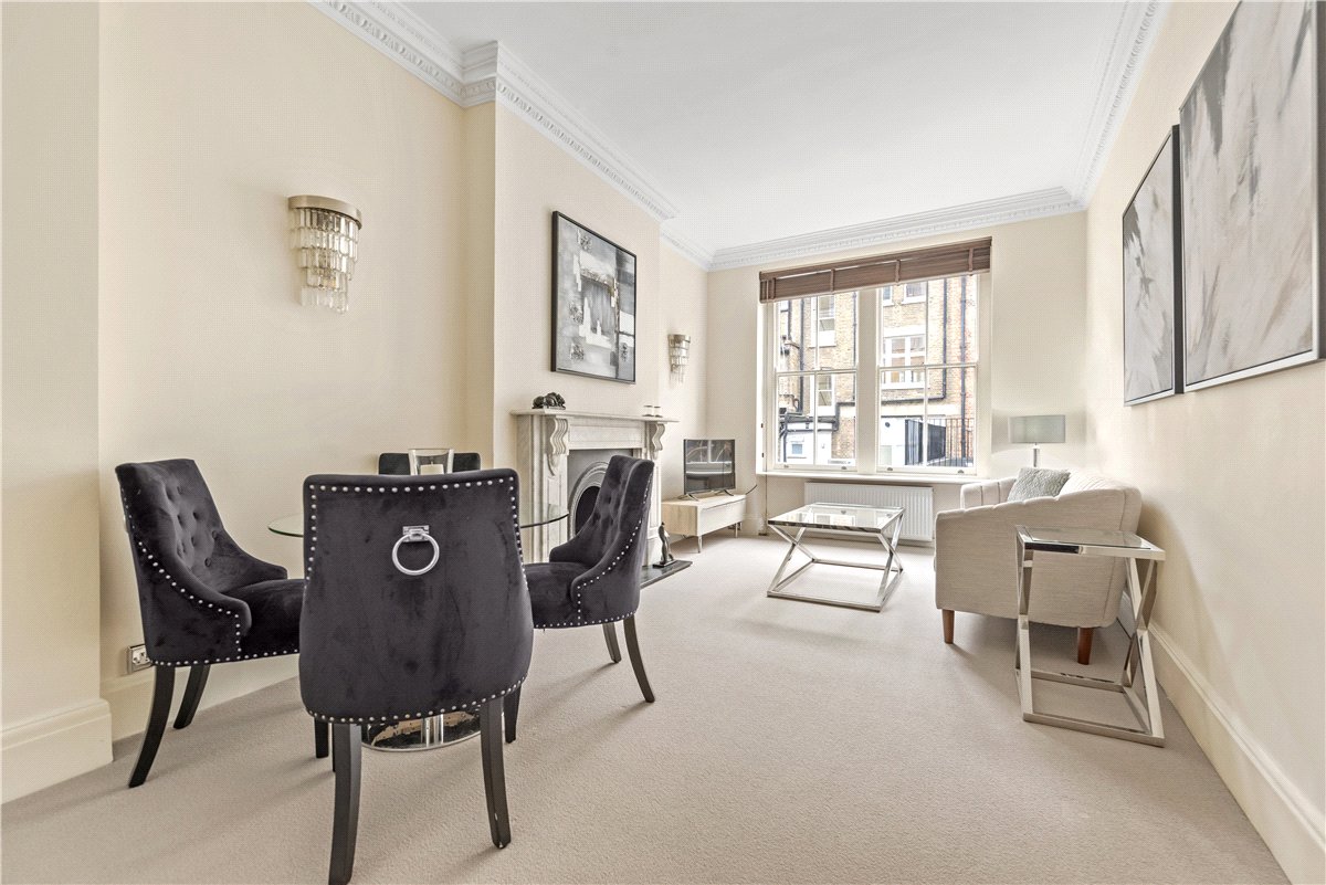 2 bedroom Flat, Lincoln House, Basil Street, SW3 - Available
