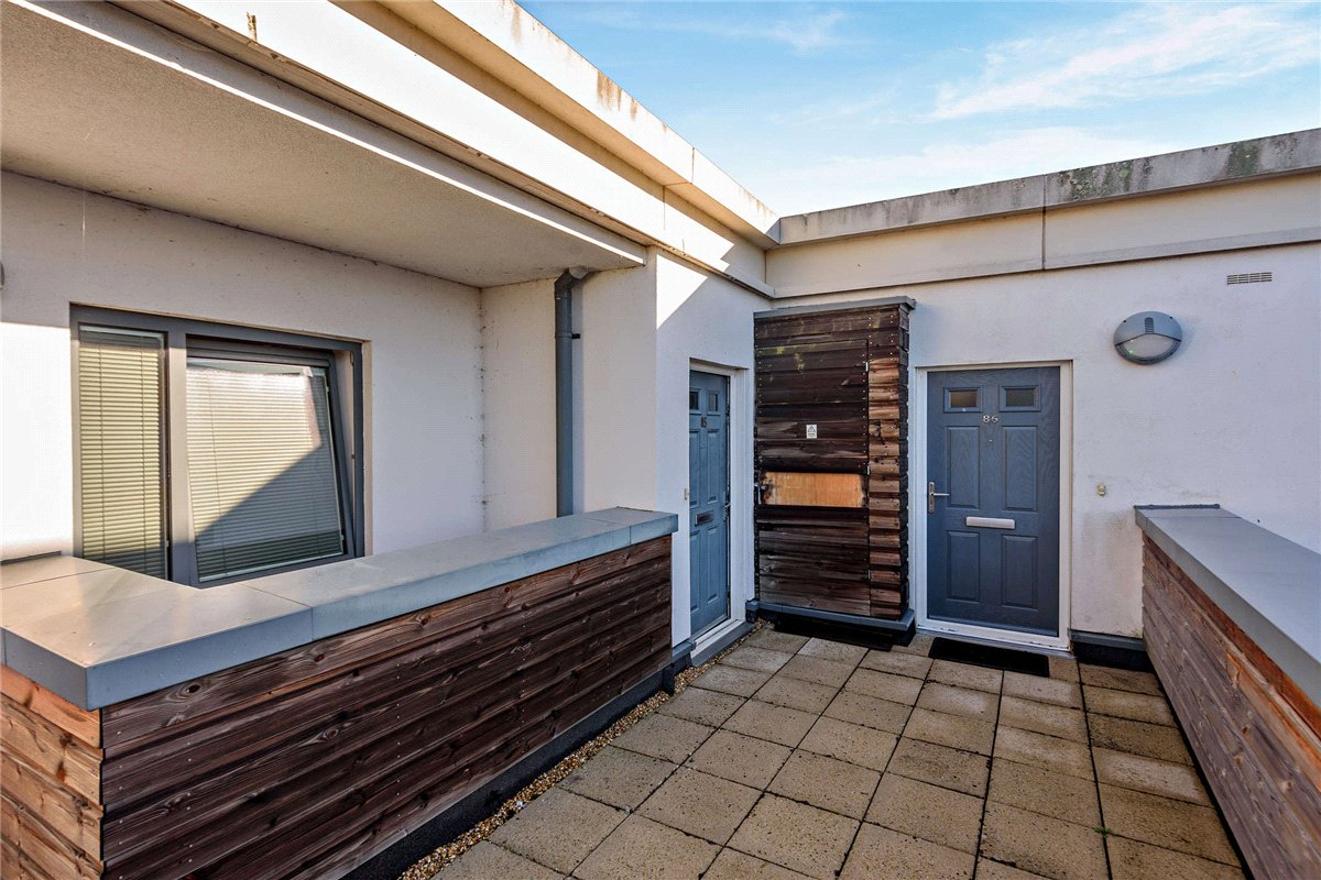 2 bedroom Flat, Baily, Park Way, RG14 - Available, Image 16