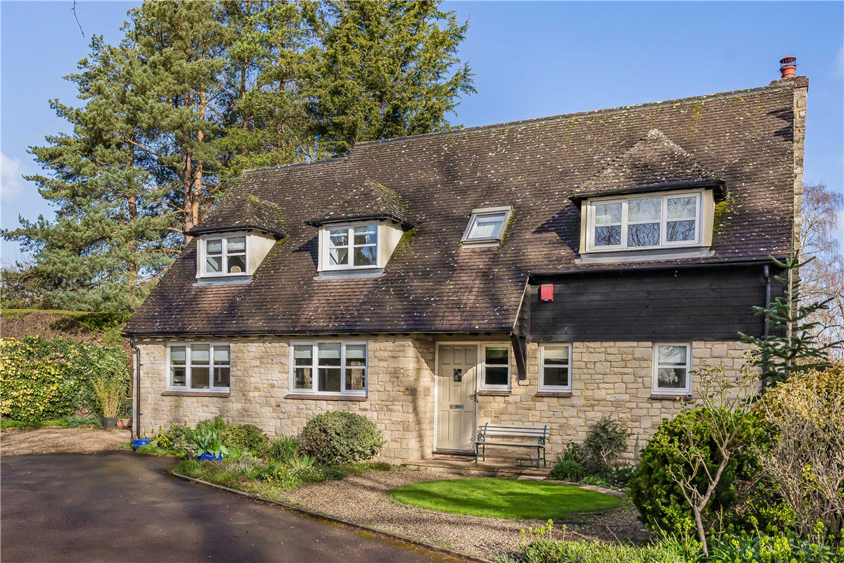 4 bedroom House, Appleton Road, Cumnor, OX2 - Available