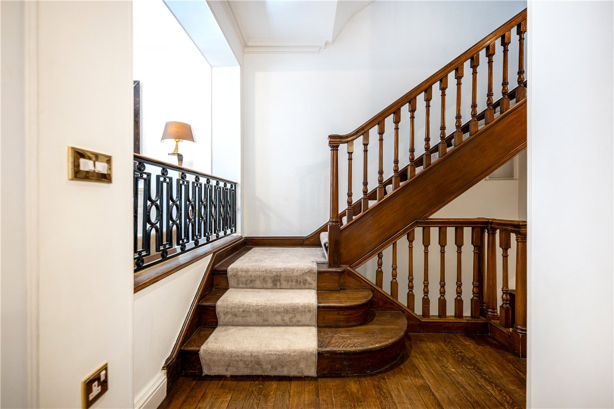 7 bedroom House, Upper Brook Street, Mayfair, W1K - Available, Image 38