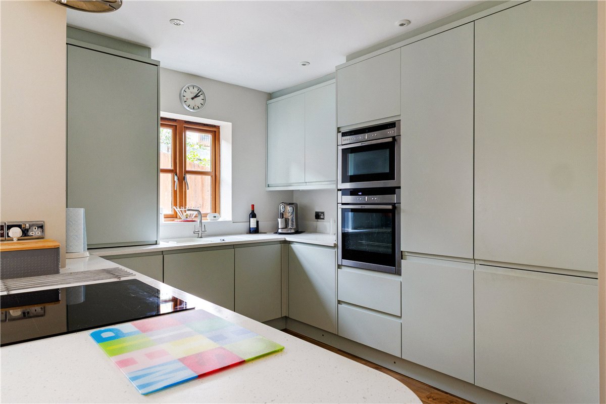 4 bedroom House, Cromwell Court, Marlborough, SN8 - Sold STC, Image 15